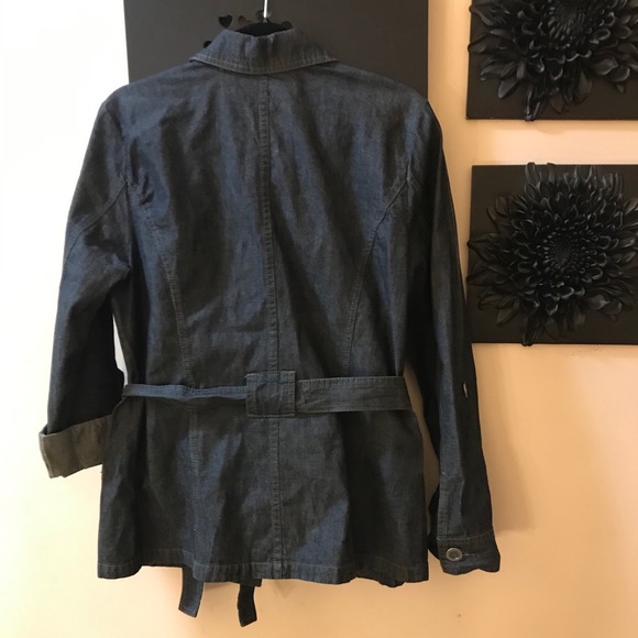 French cuff car length denim jacket - Picture 2 of 6